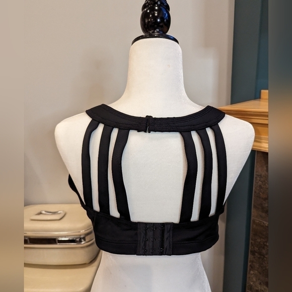 LANE Bryant sports bra Livi Active strappy blue & black molded cups 42 C - Picture 2 of 7